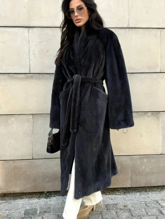 Шуба норковая цельный мех PREMIUM COLLECTION VELVET - цвет графит - фото 6