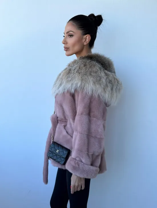Шуба из норки Pink с капюшоном из меха рыси и манжетами на рукавах - фото 6