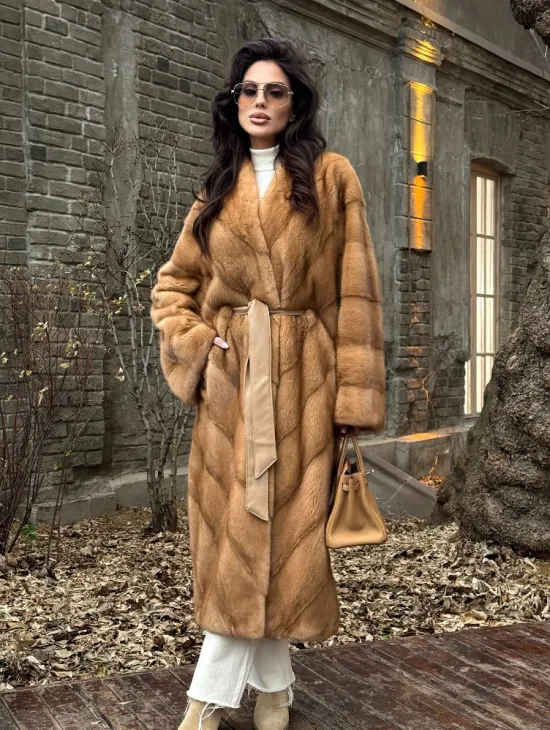 Шуба кимоно из аукционного меха норки GOLDEN COLLECTION - фото 0