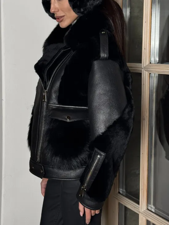 Черная дубленка на молнии с меховым воротником из финского песца - фото 6