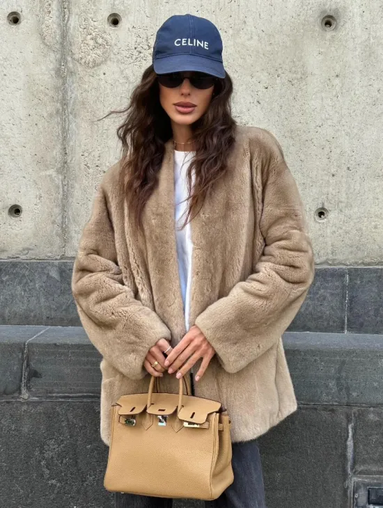 Норковый жакет в натуральном цвете пастель с V-образным воротником - фото 5