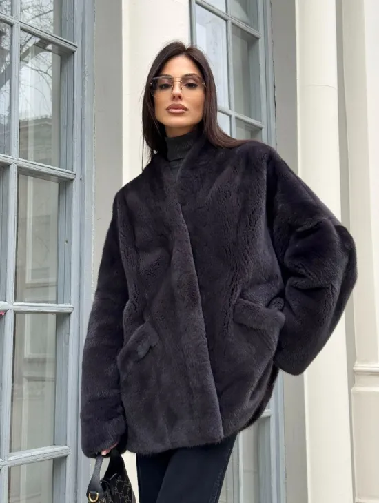 Графитовый норковый жакет с V-образным воротником - фото 11