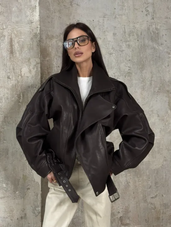 Модная кожаная куртка - бомбер на резинке из натуральной гладкой кожи - фото 1