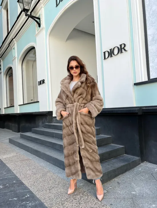 Норковое пальто - цвет капучино - фото 0