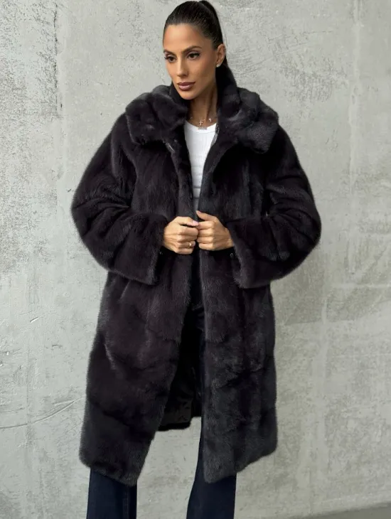 Женская норковая шуба с капюшоном - фото 0