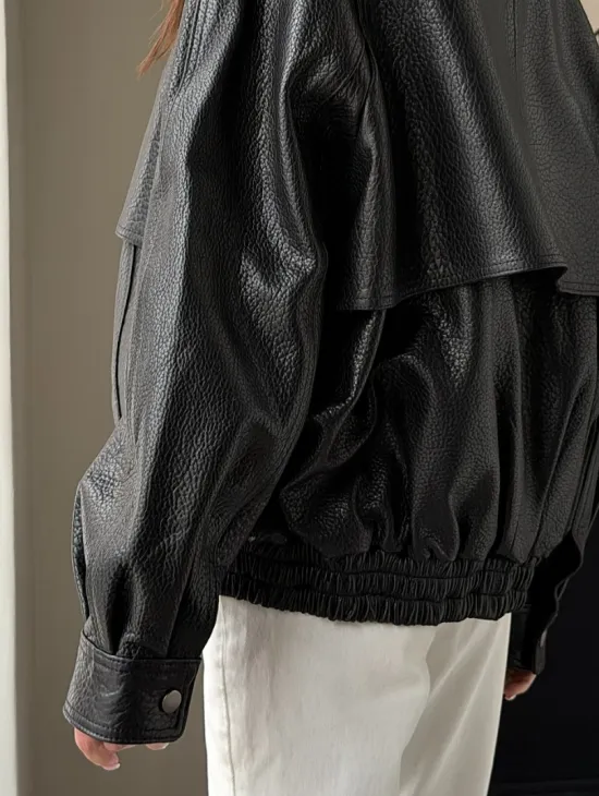 Черная весенняя куртка из кожи Joombo - фото 8