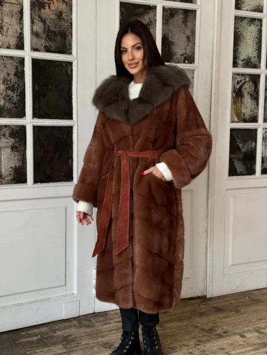 Эксклюзивная норковая шуба с капюшоном из куницы - цвет терракотовый - фото 9