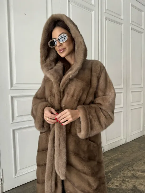 Норковое кимоно с капюшоном в цвете пастель - фото 1